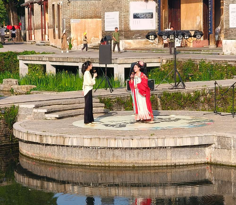 2025年5月1日綠意盎然，情定戶外——劉海婚戀5.1青年交友