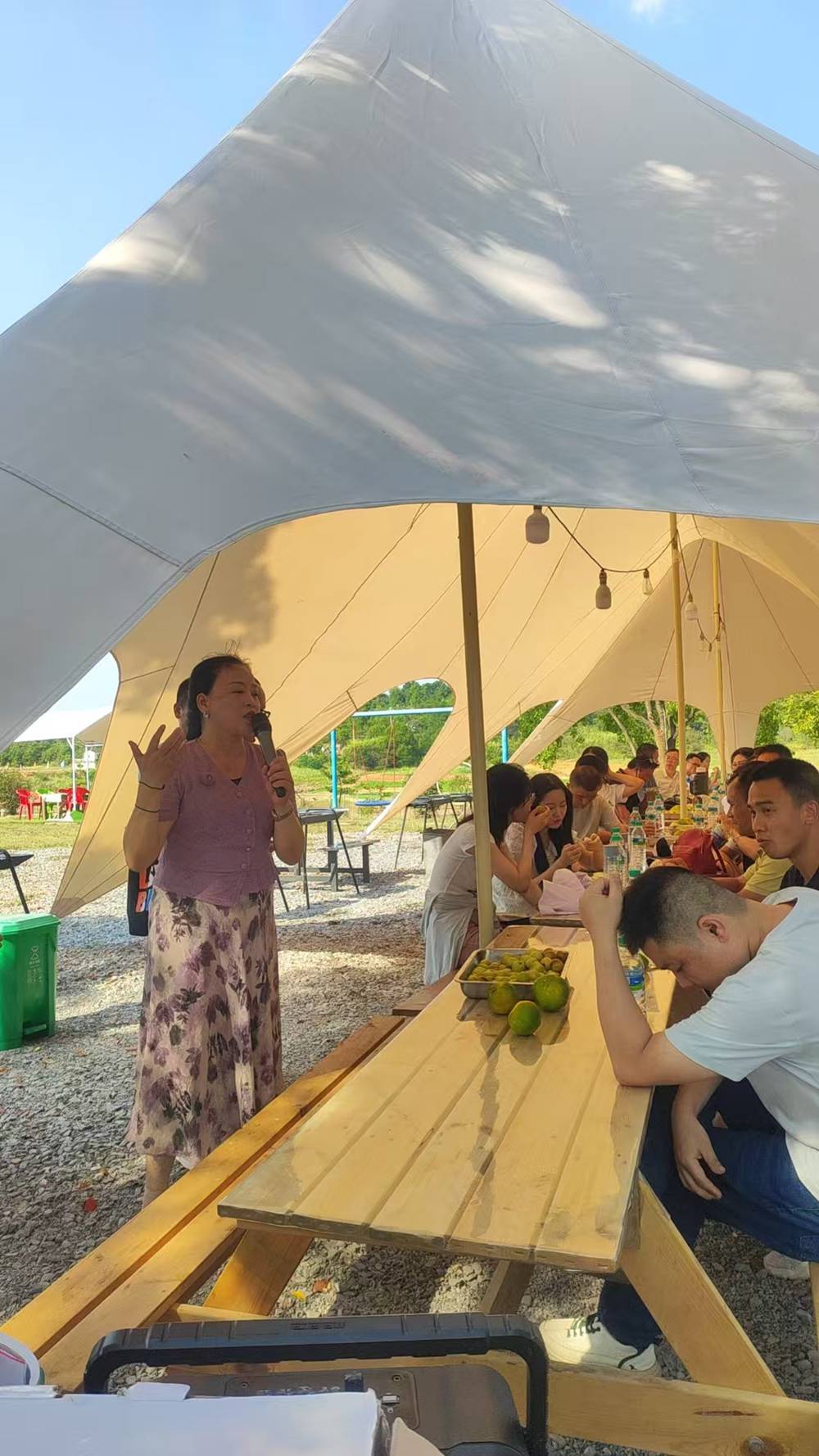 2025年10月2日劉?；閼偾嗄隉緫敉饨加温撜x會